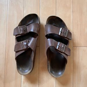 Well-loved Birkenstock slides size 39